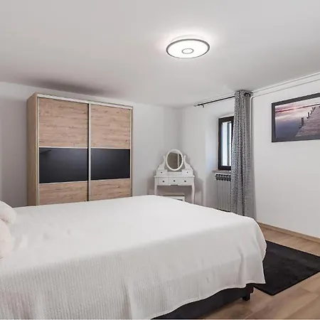 Appartamento Stunning In Mošćenička Draga